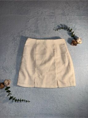 Francesca's Collections Cream Mini Skirt with Front Slits